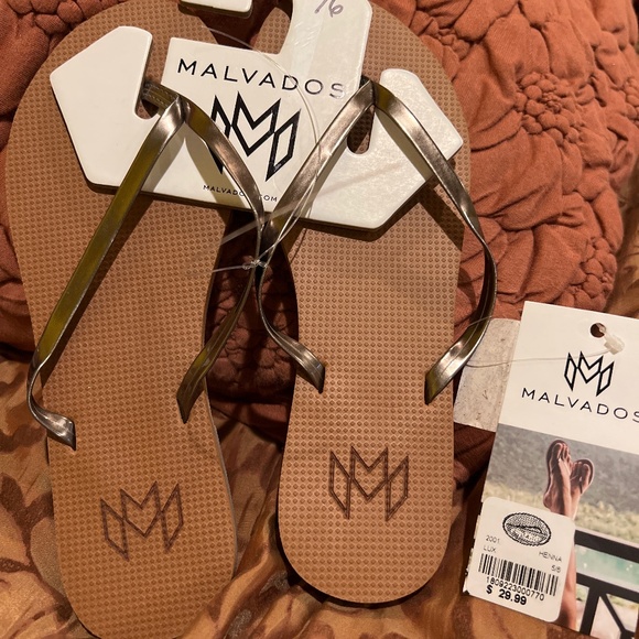 Malvados Shoes - Flip Flop - Malvasia Size 5/6. Color brown and lux. NWT